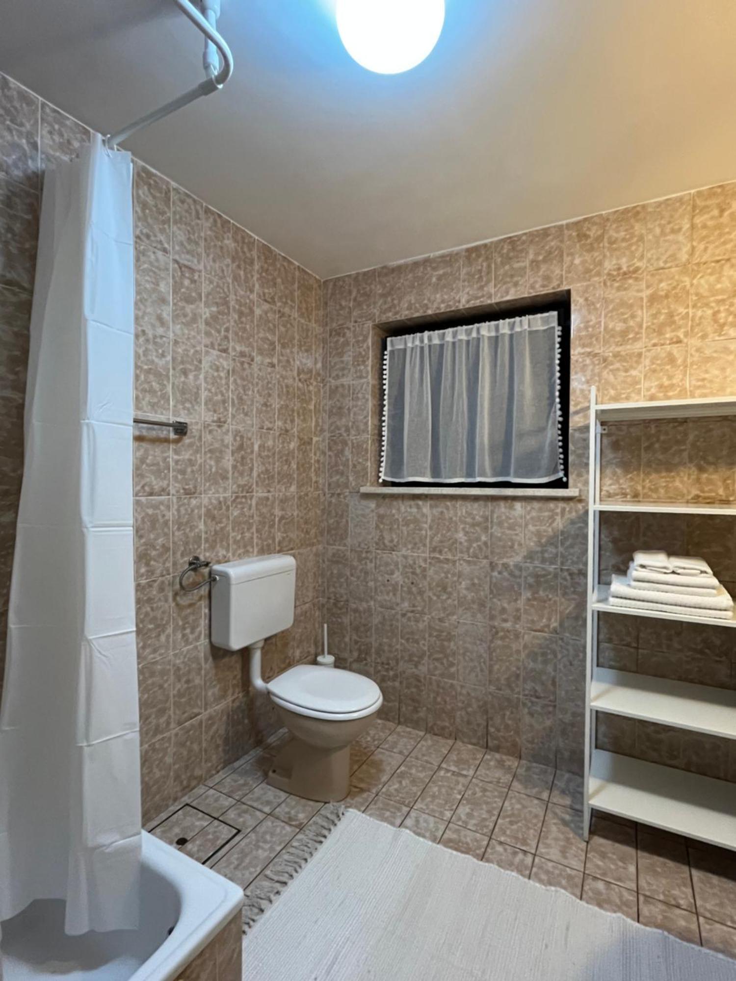 Lakeview Guesthouse & Chalet Bled Bilik gambar